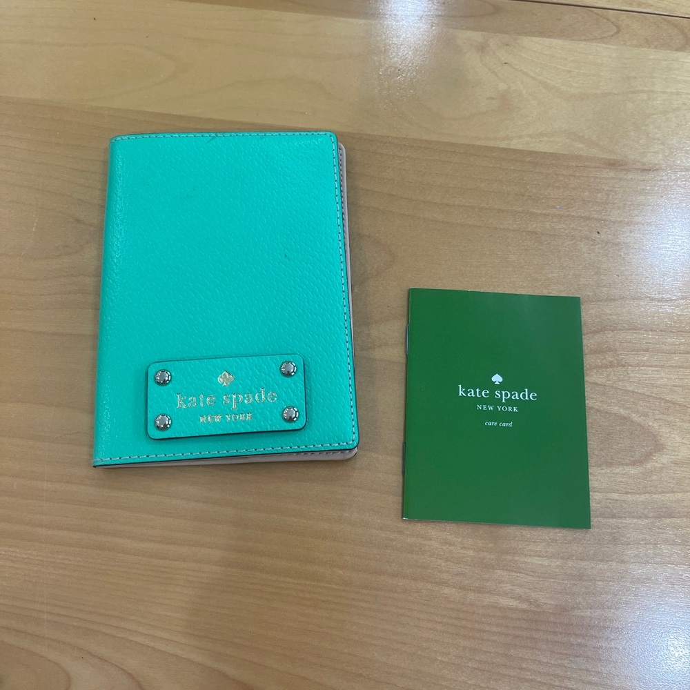 Kate Spade New York Green Leather Passport Holder